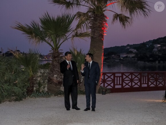 Le président de la République française Emmanuel Macron et sa femme la première dame Brigitte Macron reçoivent son homologue le président de la république populaire de Chine Xi Jinping et sa femme la première dame Peng Liyuan pour une visite de la villa Kérylos avant un dîner privé à Beaulieu-sur-Mer, le 24 mars 2019. © Laurent Vu/Pool/Bestimage