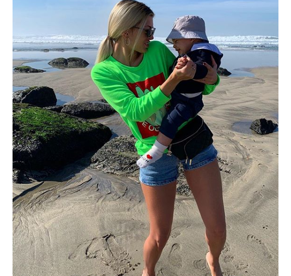 Mélanie Da Cruz et son fils Swan au Portugal - Instagram, 25 février 2019