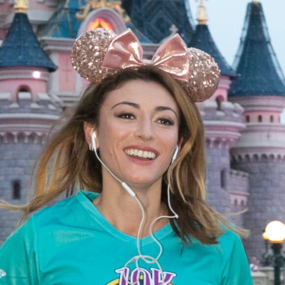 Rachel Legrain-Trapani (Miss France 2007) lors du Disneyland Paris 10k pendant la 3ème édition du Disneyland Paris.