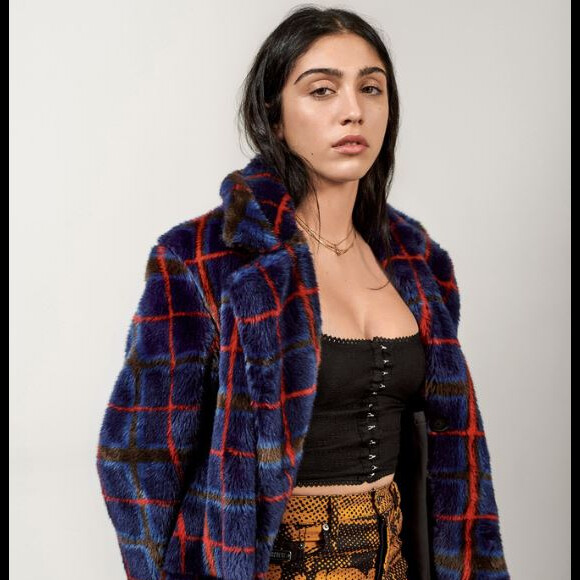 Lourdes Leon, la fille de Madonna et Carlos Leon, figure sur le look book de la collection Supreme® / Jean Paul Gaultier®.