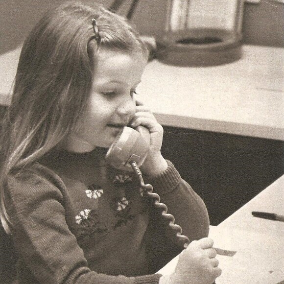 Frédérique Barkoff, la petite fille du "Téléphone pleure" de Claude François.