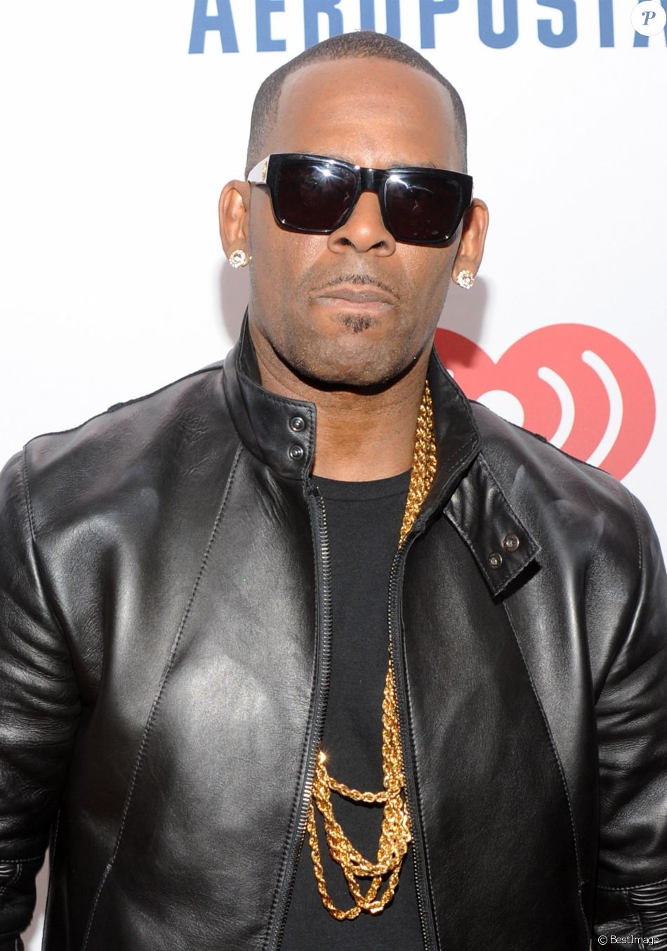 R kelly фото