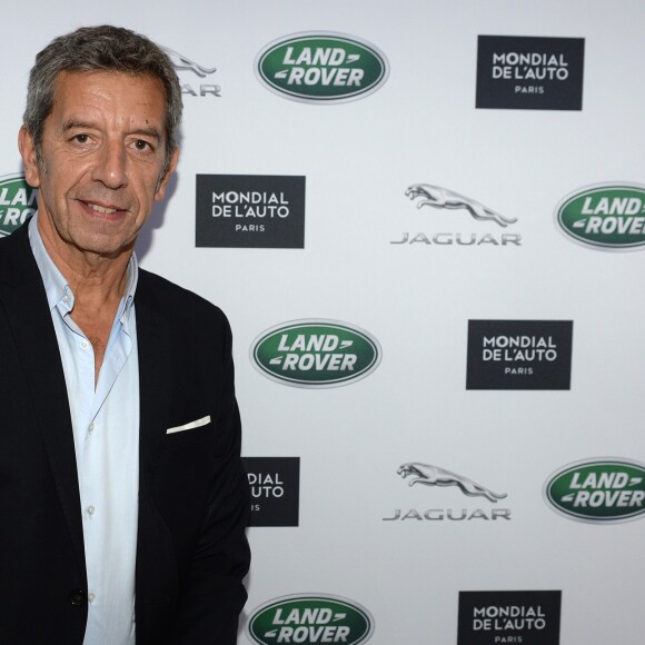 Michel Cymes - Soirée Jaguar et Land Rover à l'occasion de l'ouverture du 120ème édition du Mondial de l'Automobile 2018 au Paris Expo Porte de Versailles à Paris le 2 octobre 2018. © Veeren-CVS/Bestimage