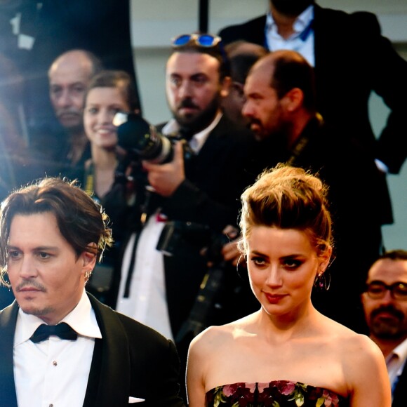 Johnny Depp (habillé en Ralph Lauren) et sa femme Amber Heard - Tapis rouge du film "The Danish Girl" lors du 72ème festival du film de Venise (la Mostra), le 5 septembre 2015.