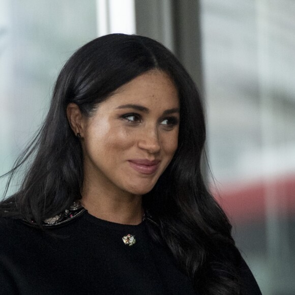 Meghan Markle, duchesse de Sussex, vient signer le livre des condoléances à New Zealand House à Londres le 19 mars 2019.