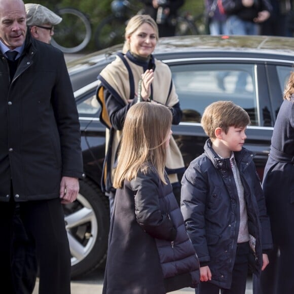 La princesse Mary de Danemark a ouvert officiellement le zoo de Copenhague avec ses enfants la princesse Josephine et le prince Vincent le 11 avril 2019 à l'occasion de la présentation des pandas Mao Sun et Xing Er, arrivés de Chine quelques jours plus tôt et installés dans un enclos spécialement conçu.