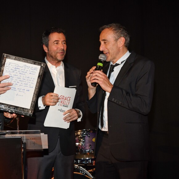 Stéphane Bolongaro, Bernard Montiel et Elie Semoun - "Grace Kelly 90 Years", exposition hommage à la princesse Grace de Monaco pour le 90ème anniversaire de sa naissance au Musée des Collections des voitures princières à Monaco le 18 avril 2019. © Bruno Bebert/Bestimage