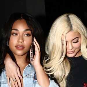 Kylie Jenner et son amie Jordyn Woods sont allées diner au restaurant Mr Chow à Miami, le 11 novembre 2018.