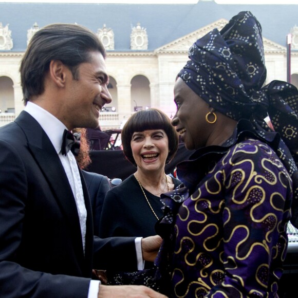 Exclusif - Gautier Capuçon, Angélique Kidjo et Mireille Mathieu - Soirée spéciale " Notre Dame de Paris, Le Grand Concert " qui s'est déroulée dans la Cour des Invalides à Paris 7eme et diffusée sur France 2 samedi 20 Avril 2019. Au programme de ce concert de solidarité, animé par S. Bern et M.S. Lacarrau : une pléiade d'artistes qui interpréteront des chansons inspirées de la Ville Lumière et de la comédie musicale " Notre-Dame de Paris ".De grands noms de la chanson se mélangeront à des figures du classique.Des reportages consacrés à l'histoire de la cathédrale ponctueront leurs prestations, de même que les interventions des habitués de Notre-Dame. Les téléspectateurs qui le souhaitent pourront faire un don par Internet. © Pierre Perusseau / Bestimage