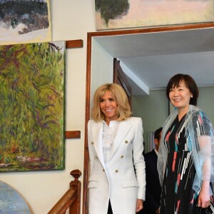 Brigitte Macron et Akie Abe, femme du premier ministre du Japon - Visite de Giverny. Le 23 avril 2019 © Christian Liewig / Pool / Bestimage