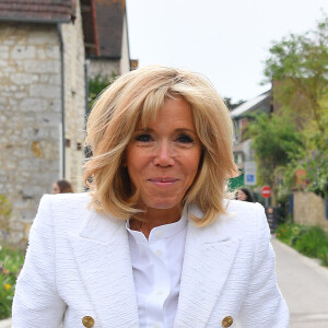 Brigitte Macron et Akie Abe, femme du premier ministre du Japon - Visite de Giverny. Le 23 avril 2019 © Christian Liewig / Pool / Bestimage