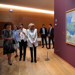 Brigitte Macron et Akie Abe, femme du premier ministre du Japon - Visite de Giverny. Le 23 avril 2019 © Christian Liewig / Pool / Bestimage