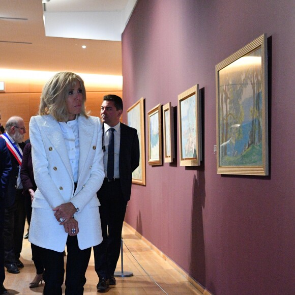 Brigitte Macron et Akie Abe, femme du premier ministre du Japon - Visite de Giverny. Le 23 avril 2019 © Christian Liewig / Pool / Bestimage