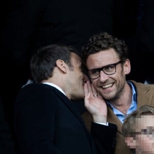 Le président Emmanuel Macron avec son frère Laurent Macron et ses neveux Louis et Paul-Arthur Macron lors de la victoire du Stade Rennais (2-2, 6-5 aux t.a.b.) en finale de la Coupe de France contre le PSG le 27 avril 2019 au Stade de France.