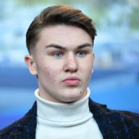 Artem Tkachuk : L'acteur de 18 ans poignardé en pleine rue à Naples