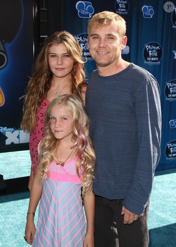 Rick Schroder et ses filles - Avant première du film "Phineas et Ferb" à Hollywood, le 3 août 2011. 