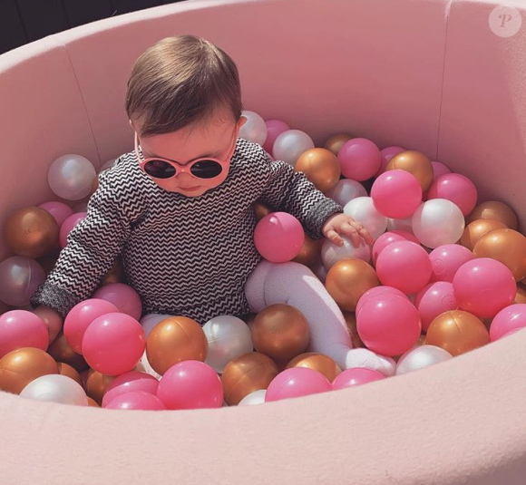 La fille de Tiffany et Justin de "Mariés au premier regard", Romy, dans une piscine à boules - Instagram, 1er mai 2019