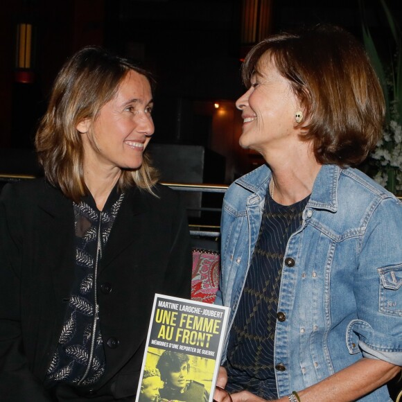 Alexia Laroche-Joubert et sa mère Martine Laroche-Joubert - Soirée de lancement du livre "Une femme au front" de Martine Laroche-Joubert au Buddha Bar à Paris, le 18 avril 2019. Un événement organisé par Five Eyes production © CVS/Bellak/Bestimage