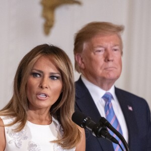 Le président des États-Unis, Donald J. Trump, et la première dame, Melania Trump, participent à la célébration des mères militaires dans la salle est de la Maison Blanche à Washington DC, le 10 mai 2019.