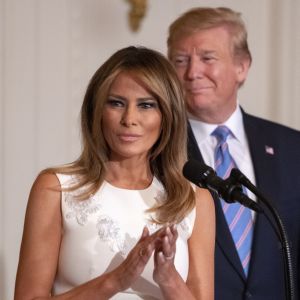 Le président des États-Unis, Donald J. Trump, et la première dame, Melania Trump, participent à la célébration des mères militaires dans la salle est de la Maison Blanche à Washington DC, le 10 mai 2019.