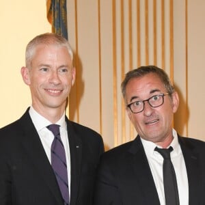 Exclusif - Franck Riester et Christophe Dechavanne - Christophe Dechavanne reçoit le grade d'Officier des Arts et des Lettres au Ministère de la Culture à Paris le 15 mai 2019. © Coadic Guirec / Bestimage