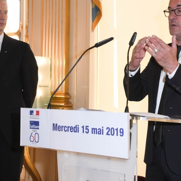 Exclusif - Franck Riester et Christophe Dechavanne - Christophe Dechavanne reçoit le grade d'Officier des Arts et des Lettres au Ministère de la Culture à Paris le 15 mai 2019. © Coadic Guirec / Bestimage