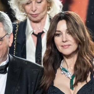 Monica Bellucci - Descente des marches du film "Les plus belles années d'une vie" lors du 72ème Festival International du Film de Cannes. Le 18 mai 2019 © Jacovides-Moreau / Bestimage