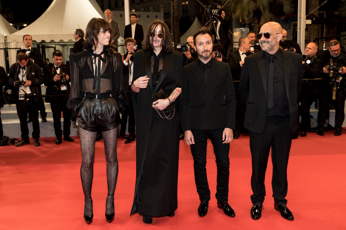 Photo Charlotte Gainsbourg B atrice Dalle Anthony Vaccarello