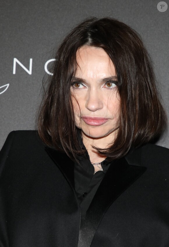 Béatrice Dalle - Photocall de la soirée Kering "Women In Motion Awards", Place de la Castre, lors du 72ème Festival International du Film de Cannes. Le 19 mai 2019 © Denis Guignebourg / Bestimage