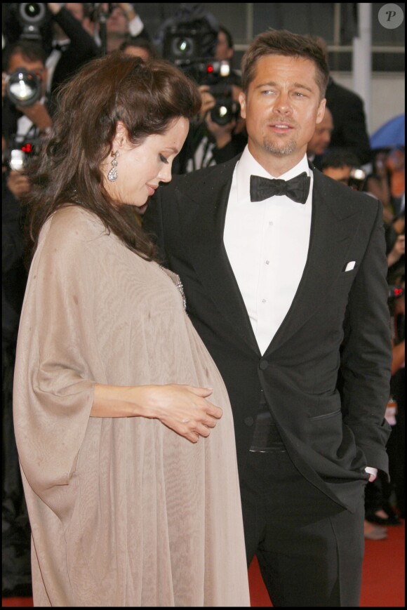 ANGELINA JOLIE ET BRAD PITT - MONTEE DES MARCHES DU FILM "CHANGELING" - 61 EME FESTIVAL DU FILM DE CANNES  61TH CANNES FILM FESTIVAL - RED CARPET "CHANGELING"20/05/2008 - CANNES