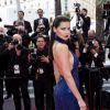 Adriana Lima assiste à la montée des marches du film "Roubaix, une lumière (Oh Mercy!)" lors du 72ème Festival International du Film de Cannes. Le 22 mai 2019 © Jacovides-Moreau / Bestimage