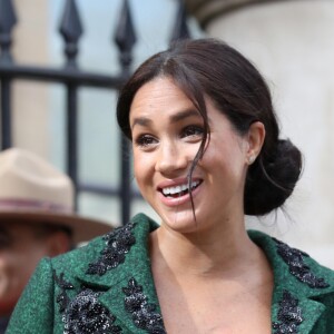 Meghan Markle, duchesse de Sussex, portant du Erdem, à la Canada House à Londres le 11 mars 2019 dans le cadre d'une cérémonie pour la Journée du Commonwealth.