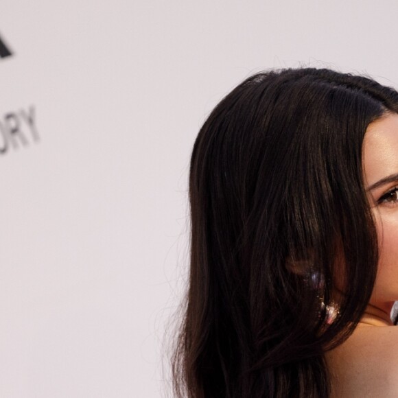 Kendall Jenner, habillée d'une robe de la collection Giambattista Valli x H&M, assiste à la soirée amfAR Gala Cannes 2019 à l'Eden Roc au Cap d'Antibes, lors du 72ème Festival International du Film de Cannes, le 23 mai 2019. © Jacovides / Moreau / Bestimage