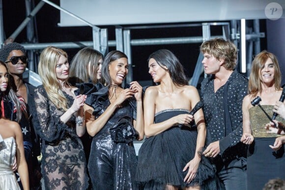 Kendall Jenner a participé au défilé du gala de l'amfAR Cannes à l'hôtel du Cap-Eden-Roc, en marge du 72ème Festival International du Film de Cannes. Antibes, le 23 mai 2019. © Jacovides / Moreau / Bestimage