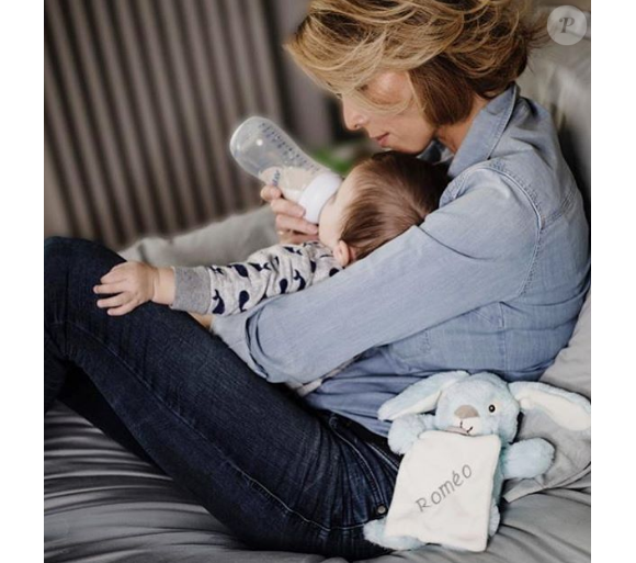 Sylvie Tellier donne le biberont à son fils Roméo - Instagram, 24 février