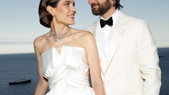 Charlotte Casiraghi et Dimitri Rassam mariés : La robe blanche dévoilée