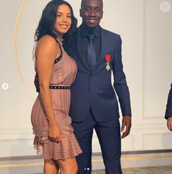 Blaise Matuidi fait Chevalier de la Légion d'honneur à l'Elysée, sa femme Isabelle exprime sa  fierté sur Instagram le 4 juin 2019.
