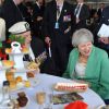 La première ministre britannique Theresa May a rencontré des vétérans lors de la cérémonie à Portsmouth pour le 75ème anniversaire du débarquement en Normandie pendant la Seconde Guerre Mondiale. Le 5 juin 2019
