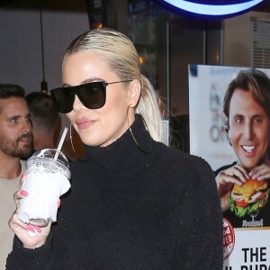 Exclusif - Khloe Kardashian et Scott Disick à la sortie du restaurant "BurgerIM" à Los Angeles, le 21 mai 2019.