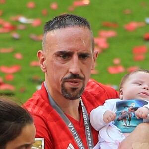 Franck Ribery et sa fille Keltoum - Franck Ribéry célèbre le titre de champion d'allemagne et son dernier match sous les couleurs du Bayern de Munich le 18 Mai 2019.