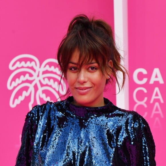 Amel Bent pour la série 'Kings' lors du photocall de la 5ème montée des marches de la 2ème édition du "Canneseries" au palais des Festivals à Cannes, France, le 9 avril 2019. © Bruno Bébert/Bestimage