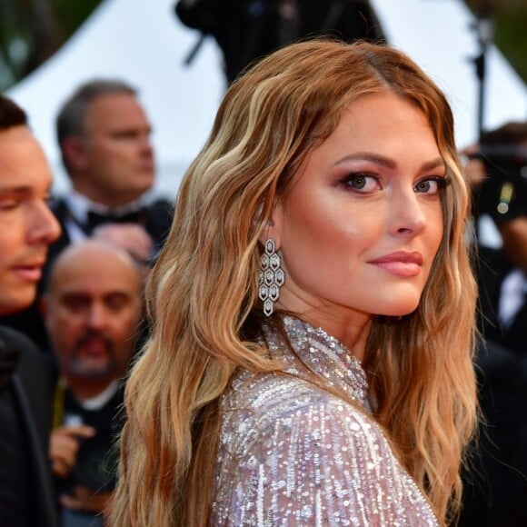 Caroline Receveur à la première de "Les Plus Belles Années d'une Vie" lors du 72ème Festival International du Film de Cannes, le 18 mai 2019. © Rachid Bellak/Bestimage