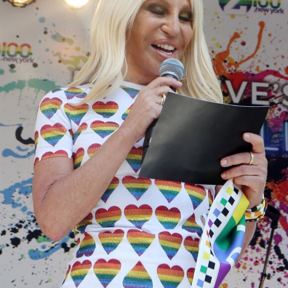 Donatella Versace - Personnalités lors de la Gay Pride à New York, le 28 Juin 2019.