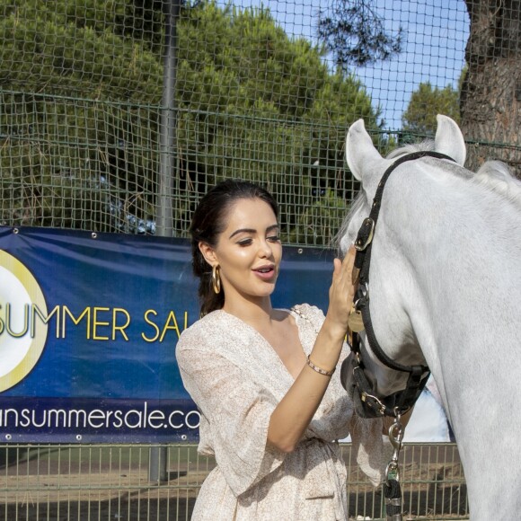 Exclusif - Nabilla Vergara, enceinte, en week end à Monaco, a fait un passage fort remarqué au Championnat du pur-sang arabe de la Méditerranée et des pays arabes au stade Rondelli à Menton le 23 juin 2019. © Patrick Varotto / Bestimage