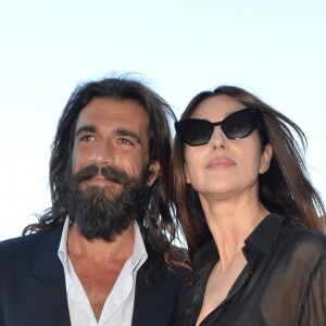 Monica Bellucci et son compagnon Nicolas Lefebvre lors du gala de la fondation Maud Fontenoy à Paris le 6 juin 2019
