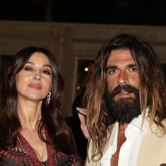 Monica Bellucci (habillée en Dior) et son compagnon Nicolas Lefebvre - Arrivées à la soirée "Dior Vogue" chez "Fred l'écailler" lors du 72ème Festival International du Film de Cannes. Le 15 mai 2019 © Denis Guignebourg / Bestimage