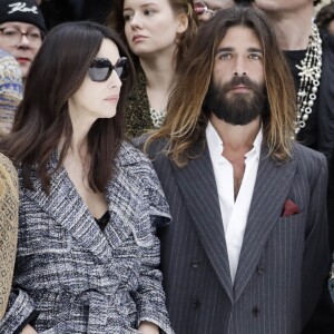 Monica Bellucci et son compagnon Nicolas Lefebvre - People au défilé de mode Prêt-à-Porter automne-hiver 2019/2020 "Chanel" à Paris. Le 5 mars 2019 © Olivier Borde / Bestimage