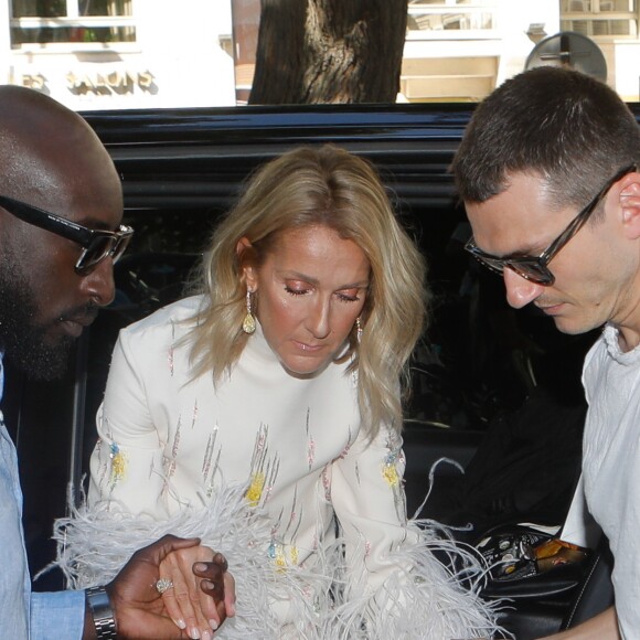 Céline Dion arrive au défilé Haute Couture Valentino collection Automne-Hiver 2019/20 à l'hôtel Salomon de Rothschild à Paris, France, le 3 juillet 2019. © Veeren-ClovisBestimage