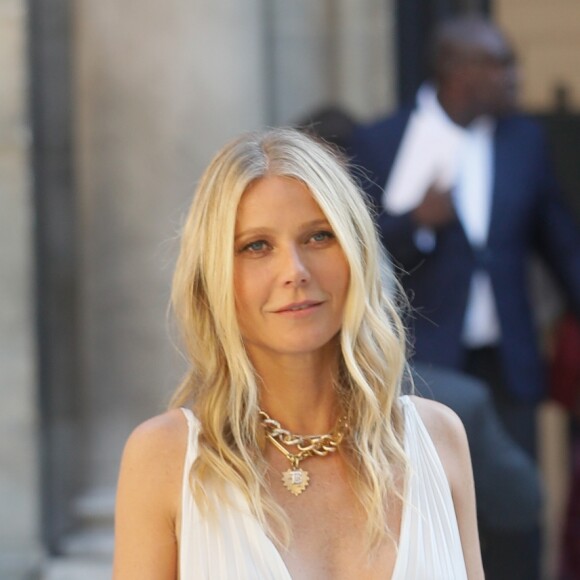 Gwyneth Paltrow arrive au défilé Haute Couture Valentino collection Automne-Hiver 2019/20 à l'hôtel Salomon de Rothschild à Paris, France, le 3 juillet 2019. © Veeren-Clovis/Bestimage