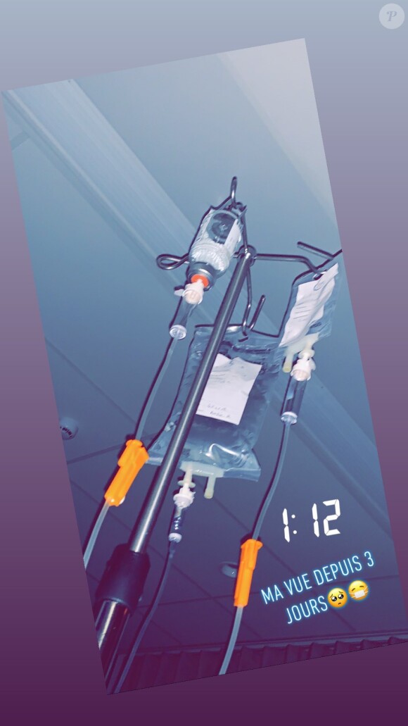 Jade Lagardère a donné via Insatgram de ses nouvelles alors qu'elle était à l'hôpital en Belgique le 5 juillet 2019, en raison d'une pyélonéphrite.